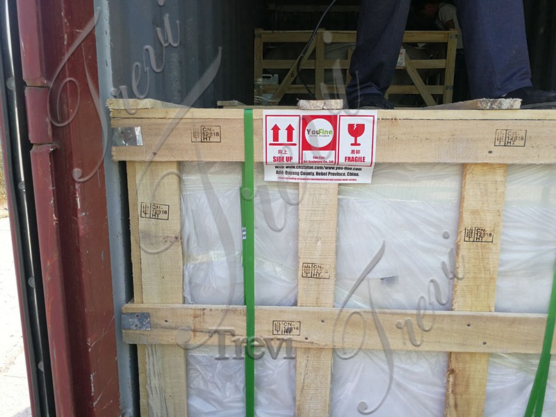 Packing of Trevi-Trevi Sculpture