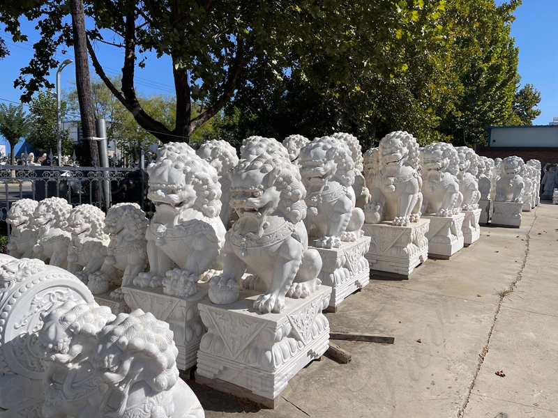 Outdoor White Chinese Marble Lion Statue for Sale MOKK-117