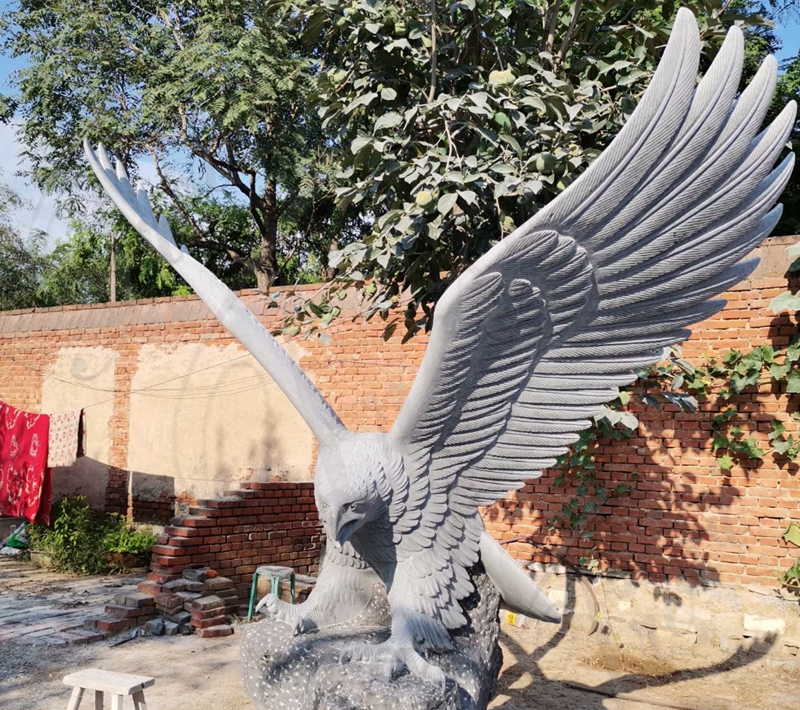 Hand Carved Marble Eagle Statue Outdoor Garden Decor MOKK-775